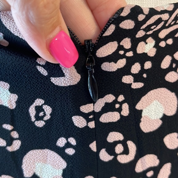 TALBOTS animal / leopard print Fit and Flare dress pleated black pink size 4 - Picture 5 of 11